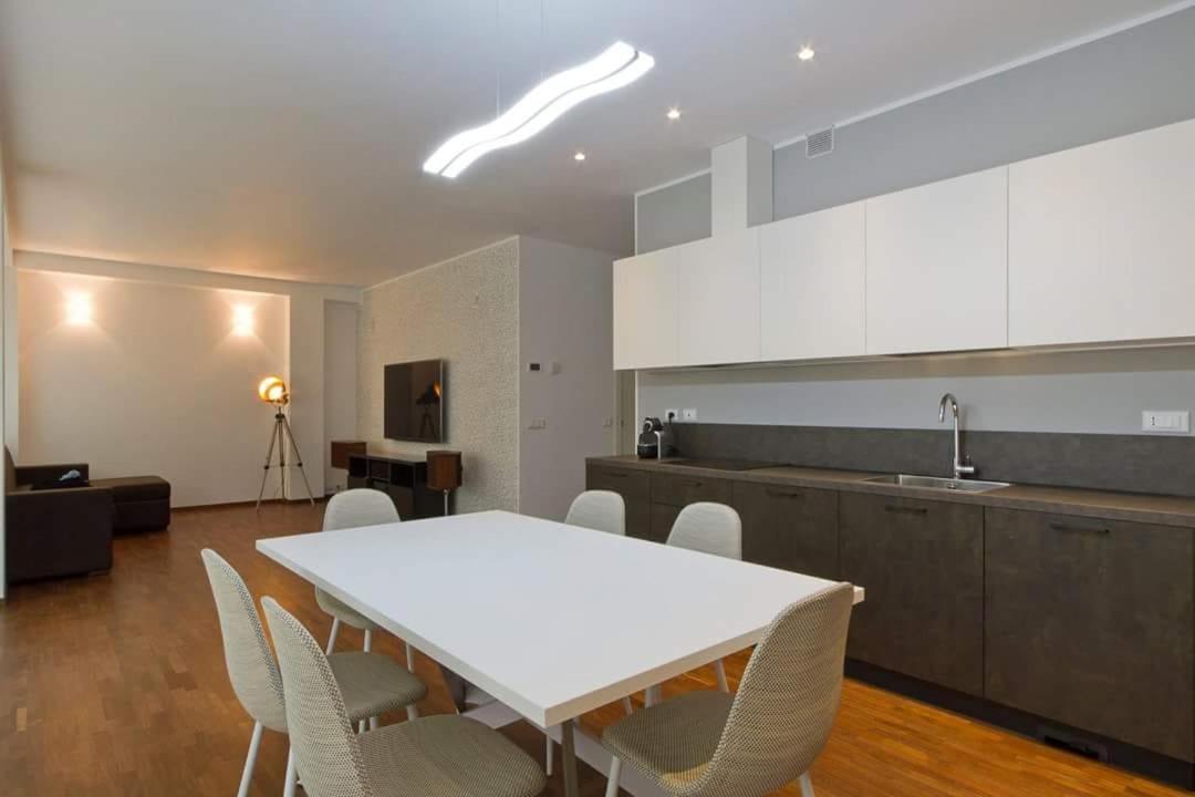 Central Stema Luxury Misano Adriatico Exterior foto